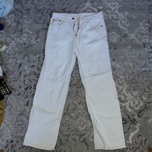 have brown stitching